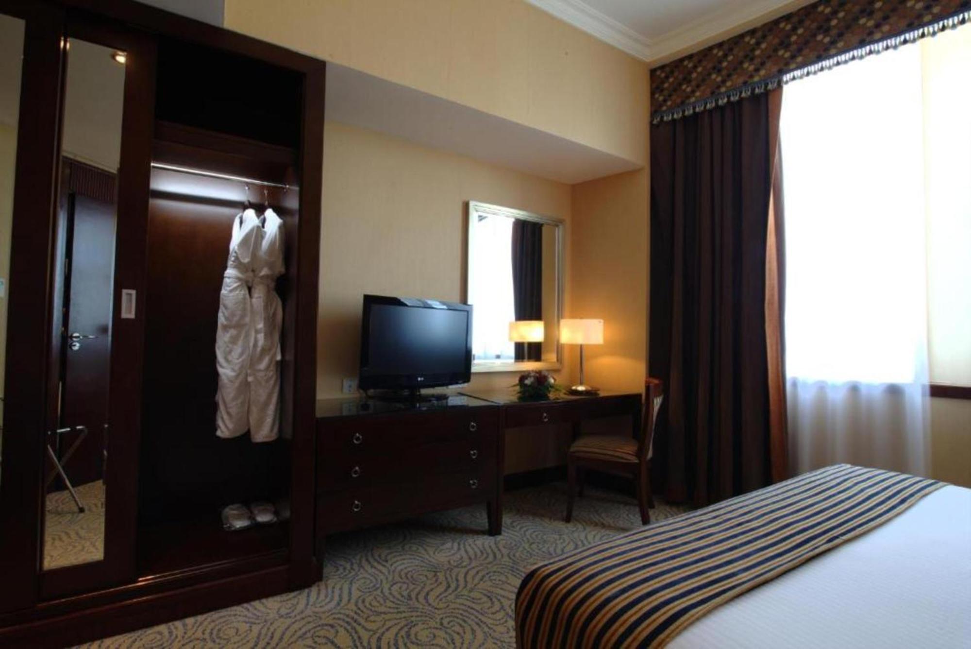Concorde Hotel Near Exhibition Center By Palette Resorts ฟูไจราห์ ภายนอก รูปภาพ